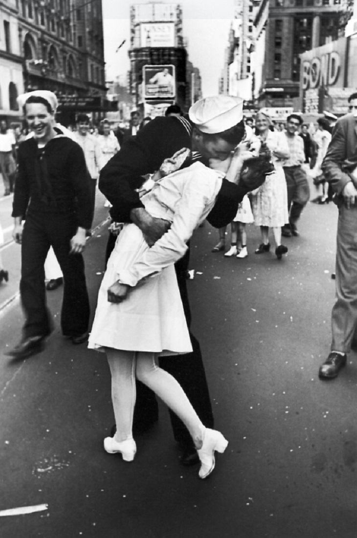 Name:  191- VJ Day.jpg
Views: 3268
Size:  188.4 KB