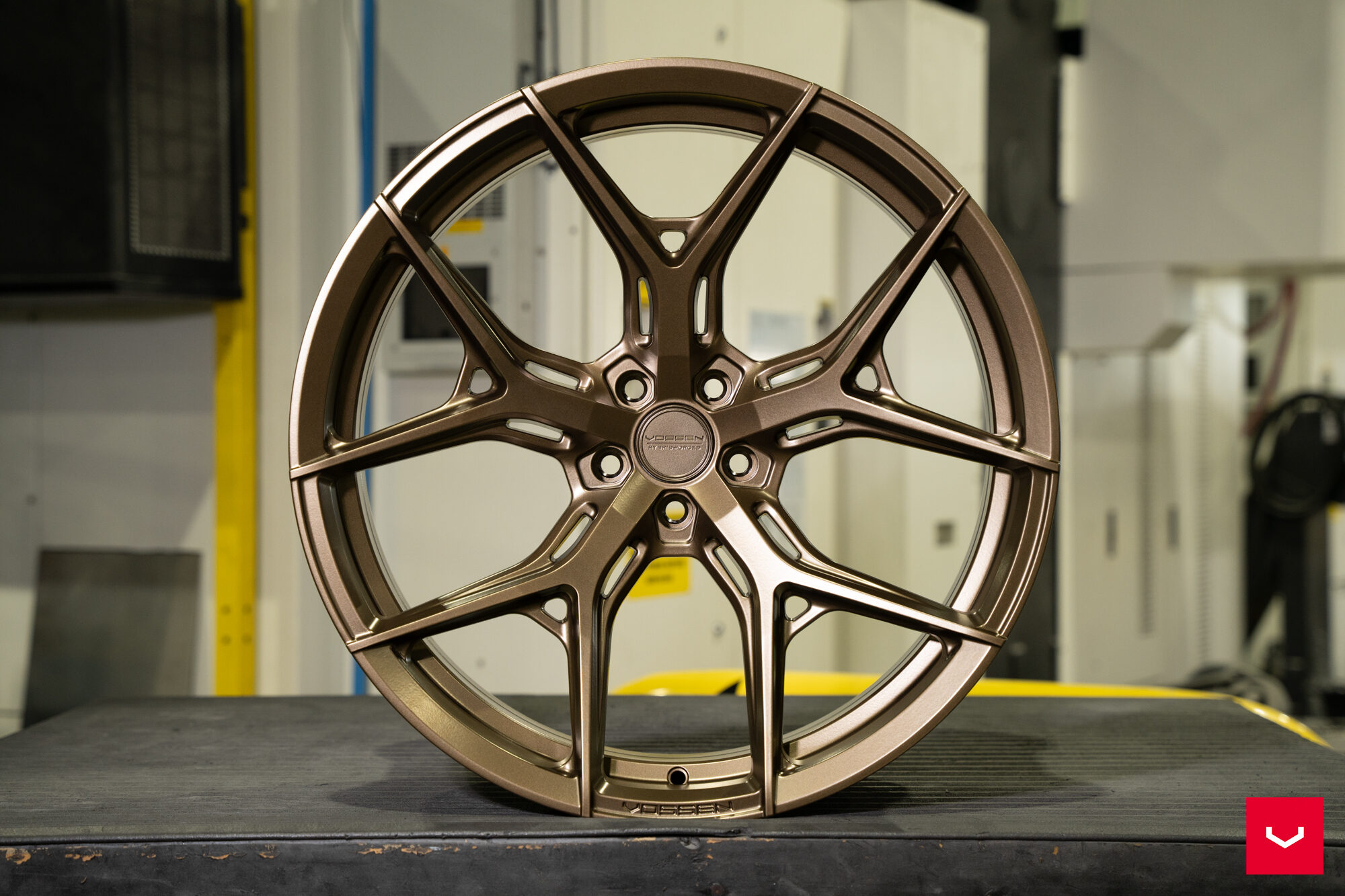 Name:  Vossen-HF-5-Carbon-Caps-C39-Satin-Bronze-Hybrid-Forged-Series-©-Vossen-Wheels-2024-2-2000x1333.jpg
Views: 26
Size:  402.6 KB