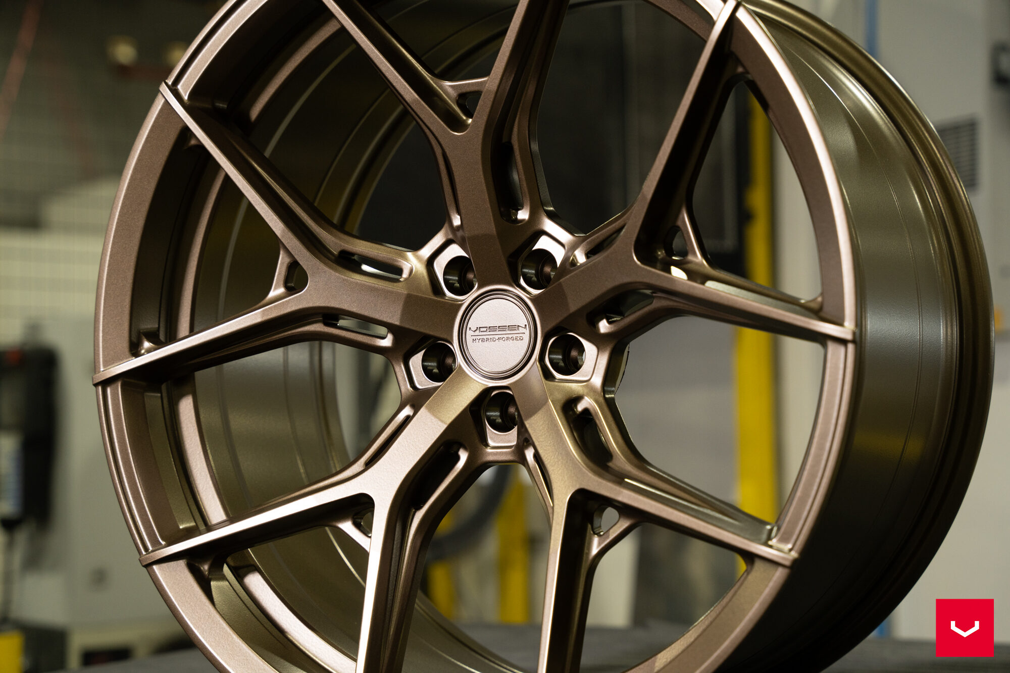 Name:  Vossen-HF-5-Carbon-Caps-C39-Satin-Bronze-Hybrid-Forged-Series-©-Vossen-Wheels-2024-3-2000x1333.jpg
Views: 25
Size:  409.1 KB