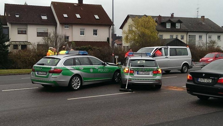 Name:  polizei crash.jpg
Views: 6579
Size:  98.9 KB