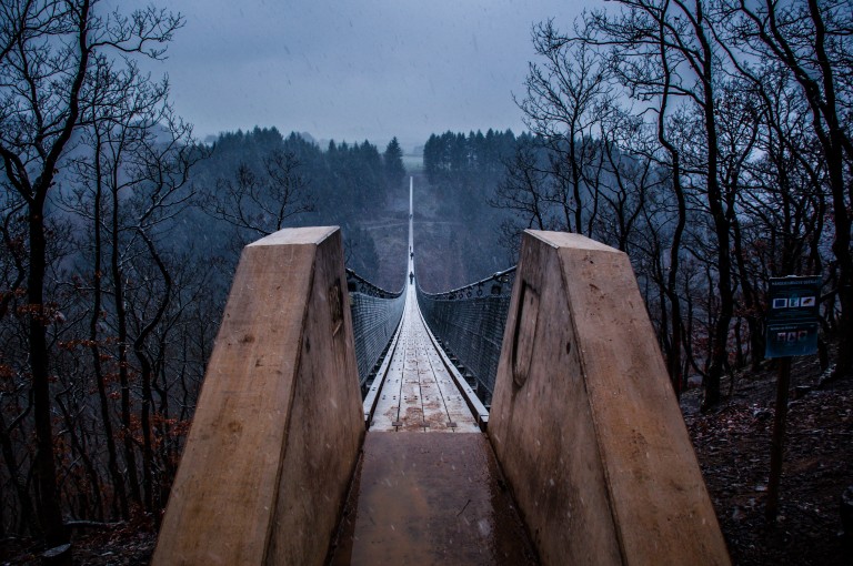 Name:  suspension bridge hngeseilbrcke geierlay  0406-Gemma-Geierlay-Germanys-Longest-Suspension-Bri.jpg
Views: 10389
Size:  136.9 KB