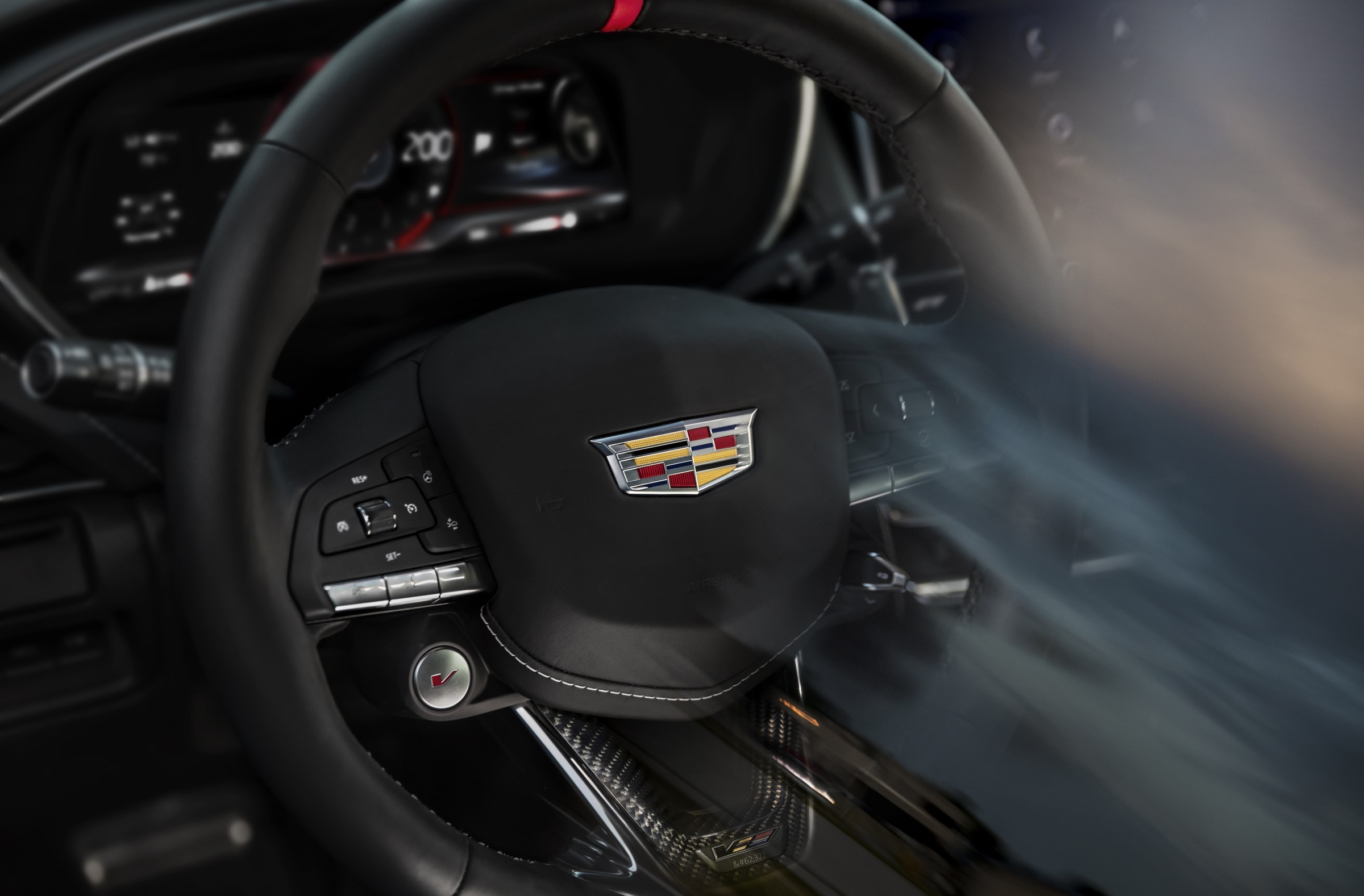 Name:  Cadillac-V-Series-Blackwing-Steering-Wheel-Teaser.jpg
Views: 1027
Size:  297.1 KB