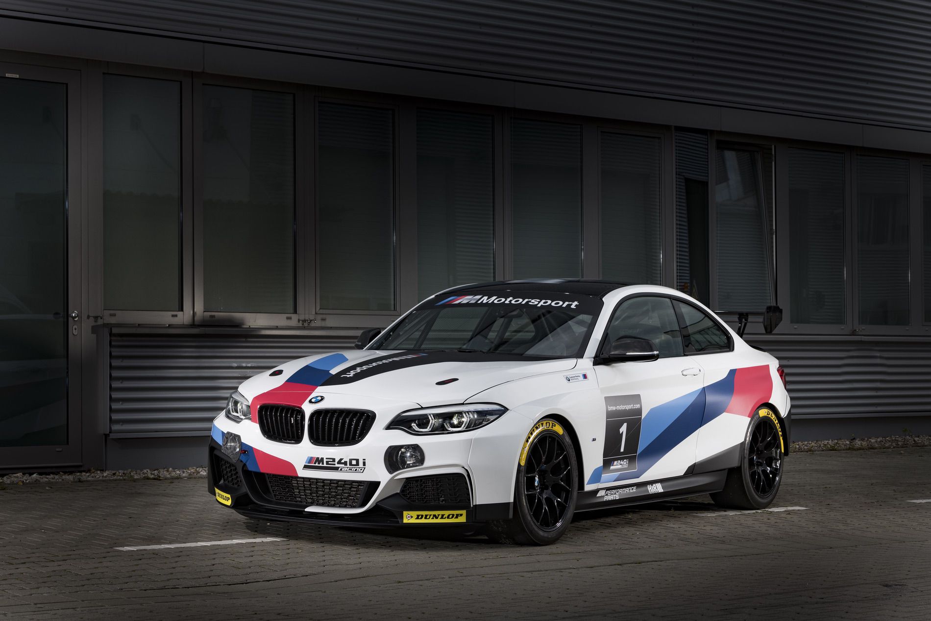 Name:  BMW-M240i-Racing-Car-04.jpg
Views: 11061
Size:  236.9 KB