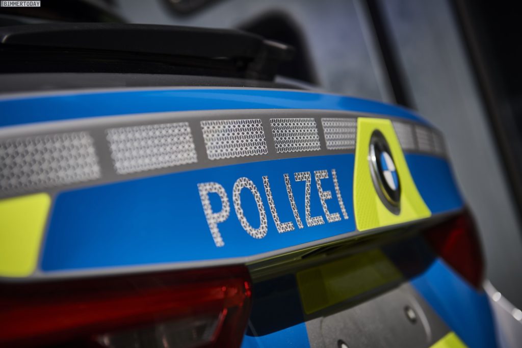Name:  polizei  3 BMW-5er-Touring-G31-Polizei-Einsatzfahrzeug-2017-09-1024x683.jpg
Views: 3128
Size:  68.7 KB